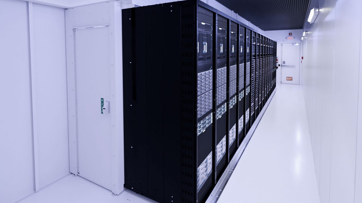 CDM L Series Modular Data Center IT Module Interior